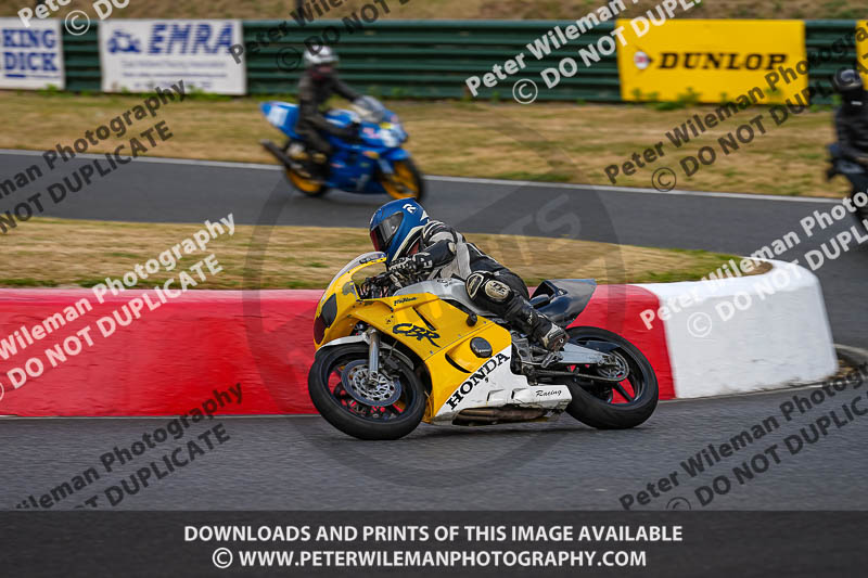 enduro digital images;event digital images;eventdigitalimages;mallory park;mallory park photographs;mallory park trackday;mallory park trackday photographs;no limits trackdays;peter wileman photography;racing digital images;trackday digital images;trackday photos